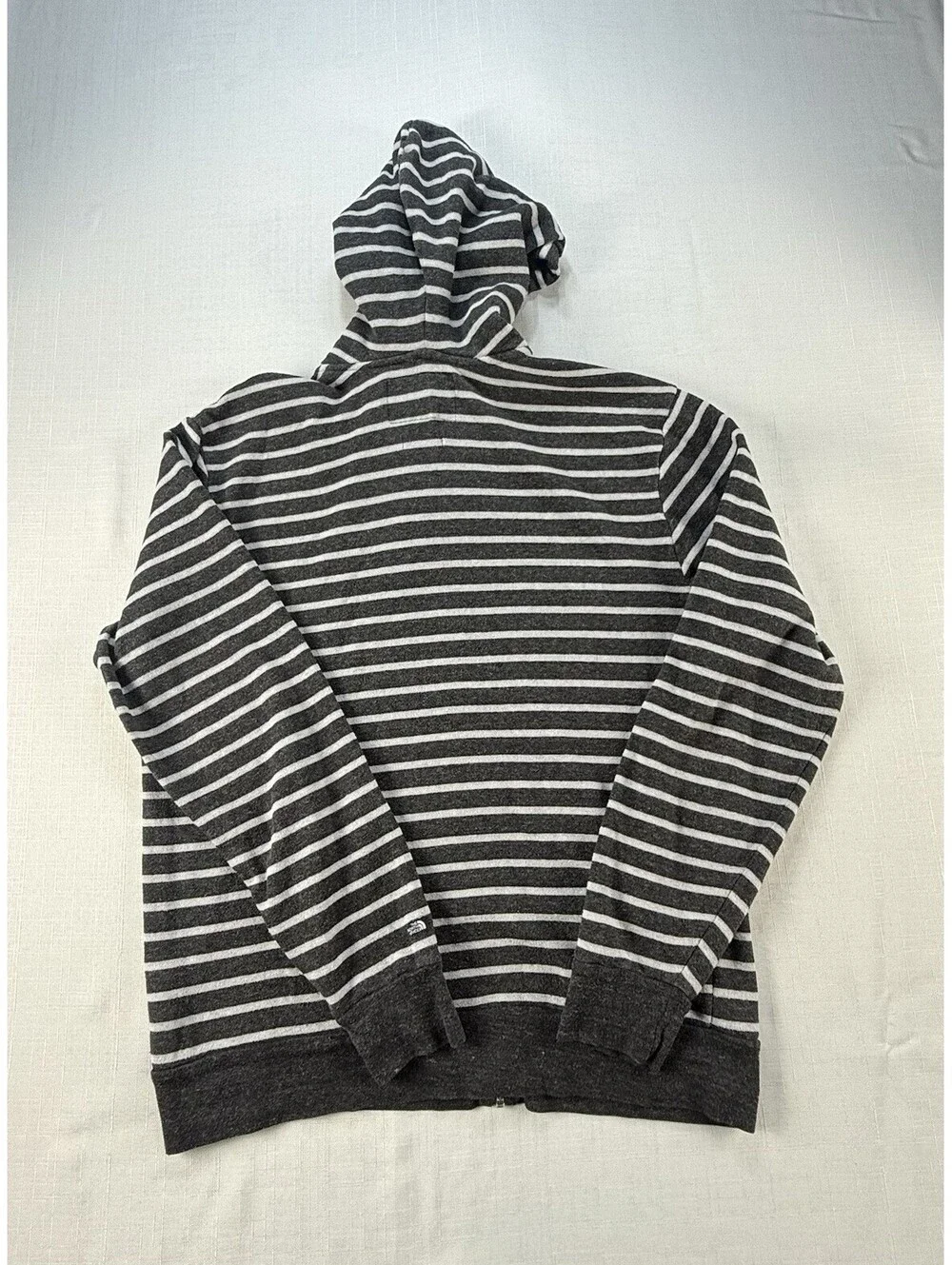 The North Face Hoodie Men’s Large Gray White Striped Full Zip Sweatshirt